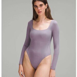 LULULEMON Wundermost Ultra-Soft Nulu Square-Neck Long-Sleeve Bodysuit Sz M